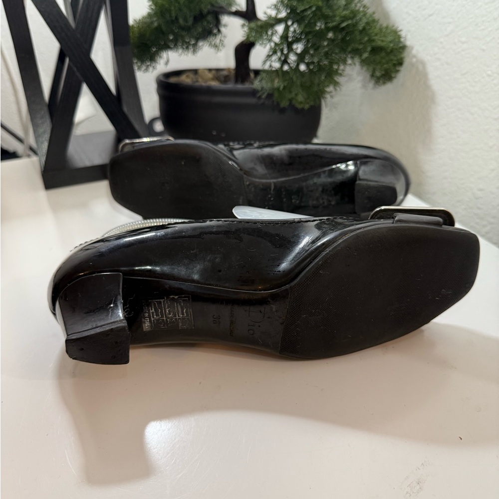 Dior Women's Black Loafers with Buckle - Picture 8 of 10